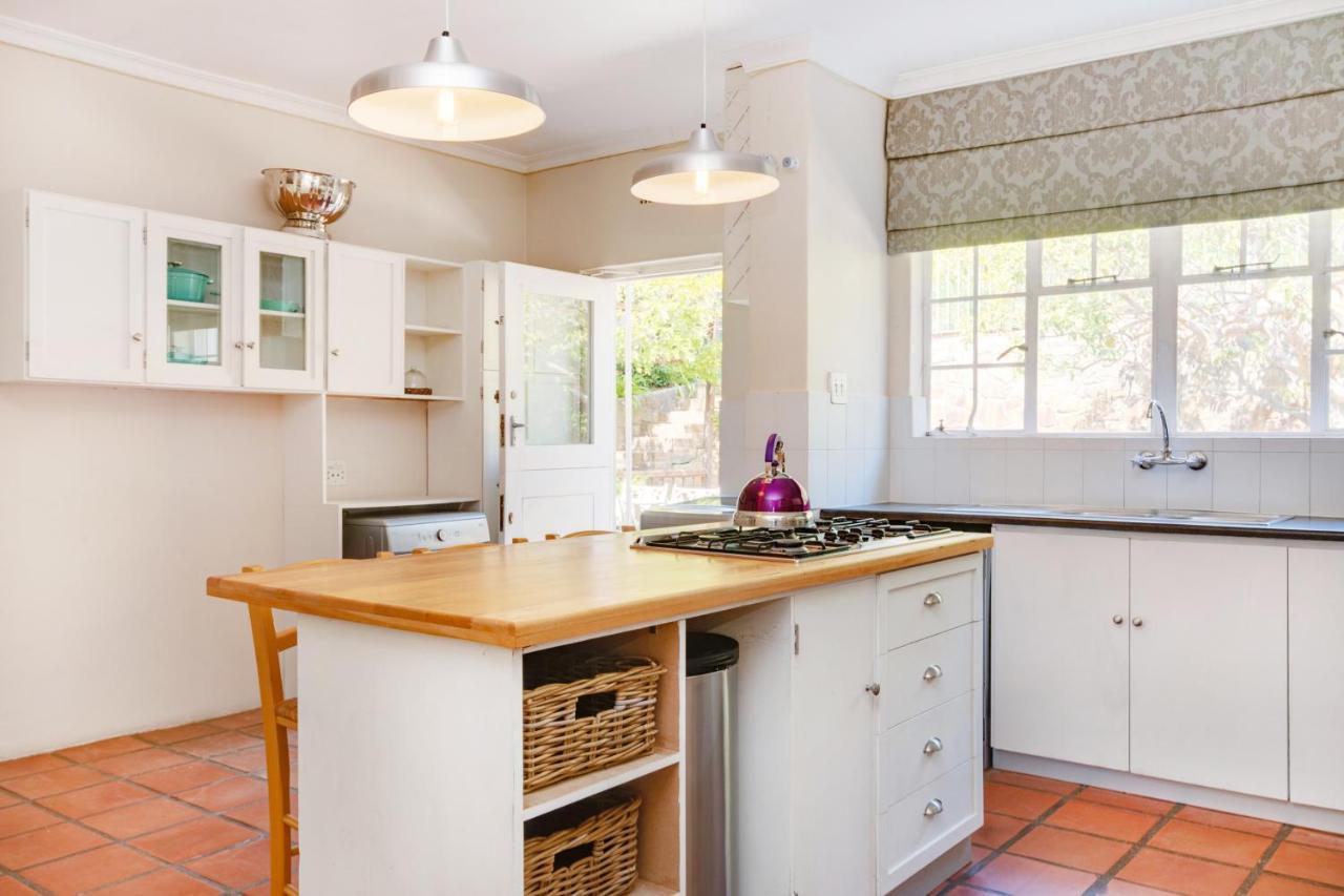 Backup Powered Table Mountain Family Retreat Villa